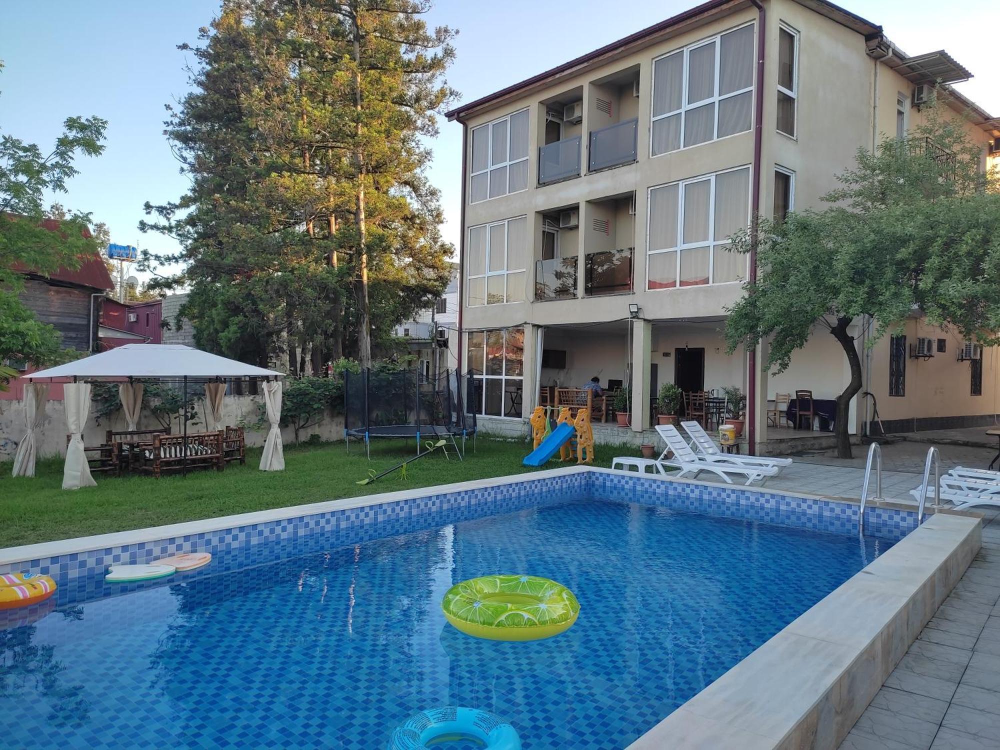 Tornado Hotel Ureki Zewnętrze zdjęcie